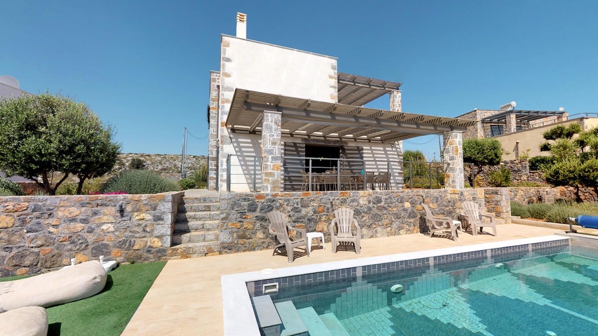 Charlise Luxury Villa by Cretevasion gallery image 4