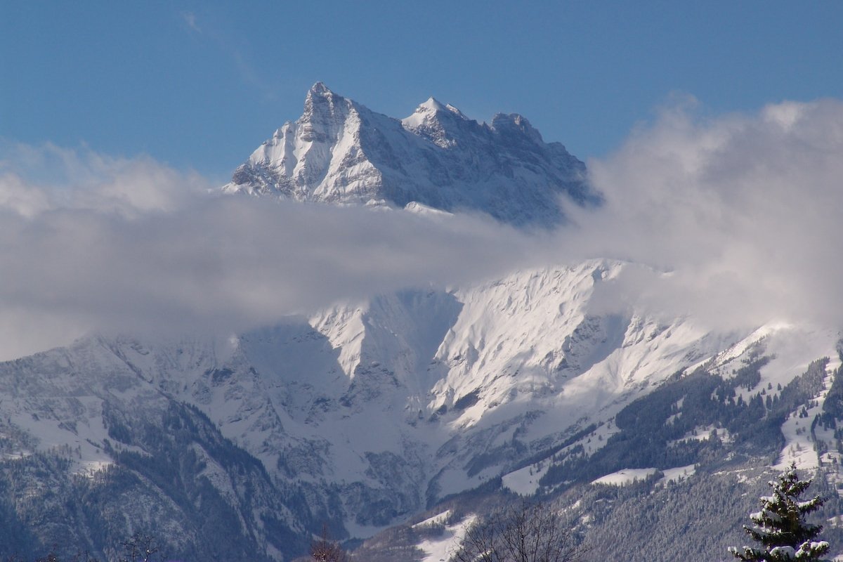 Chalet Balthazar 4 – Central Villars, Great Views gallery image 5