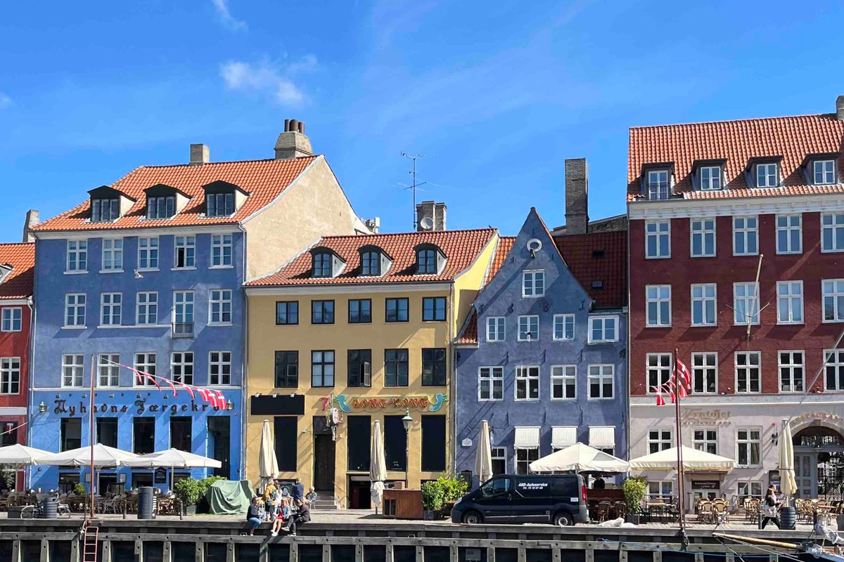 Luxury stay on Nyhavn ! Best location possible!