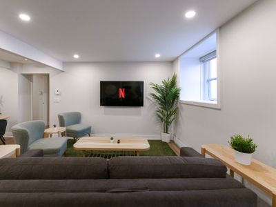 *Newly Renovated & Clean 4bdr in The Plateau