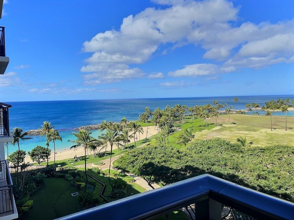 Spectacular Ocean View Suite – End Unit B802 gallery image 2