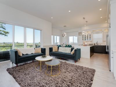 Marvelous Home In Victoria, BC