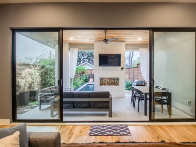 California Vibes in heart of Dallas, heated pool