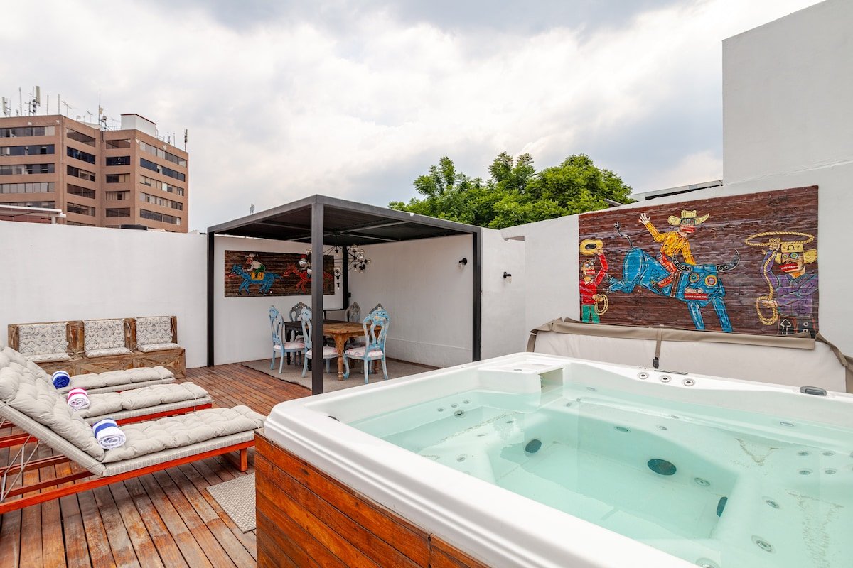 Casa de Lujo con Terrazas y Jacuzzi gallery image 2