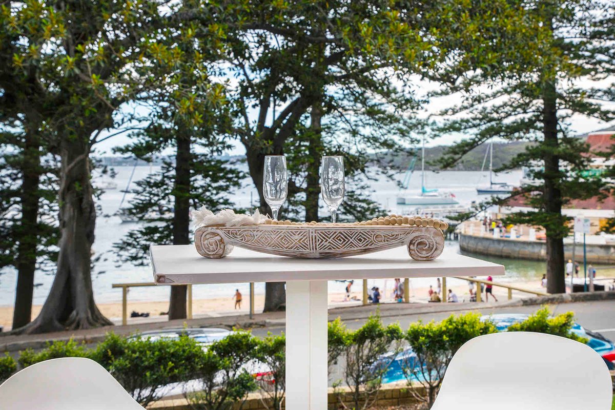 3 Bedroom Beachfront Manly Garden Apartment