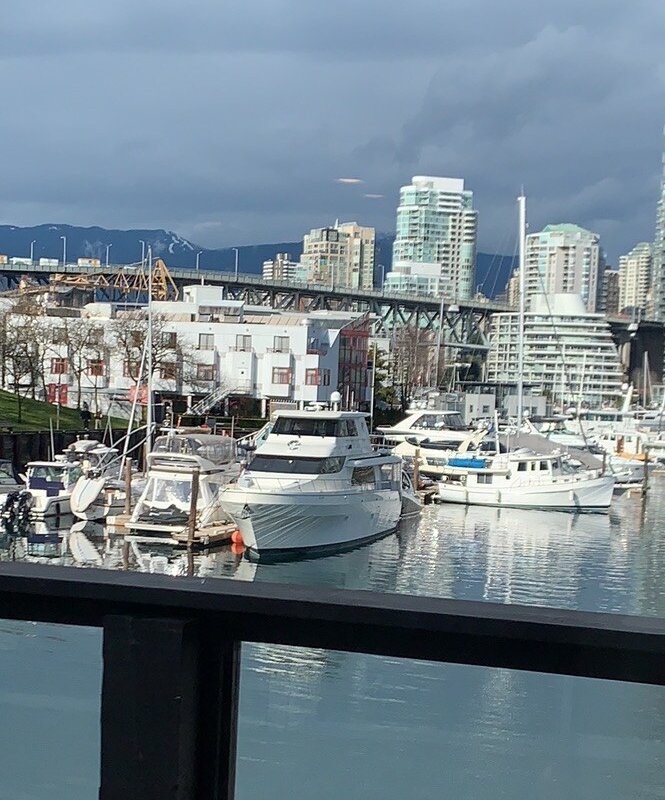 Waterfront home on sea wall, expansive ocean view gallery image 3