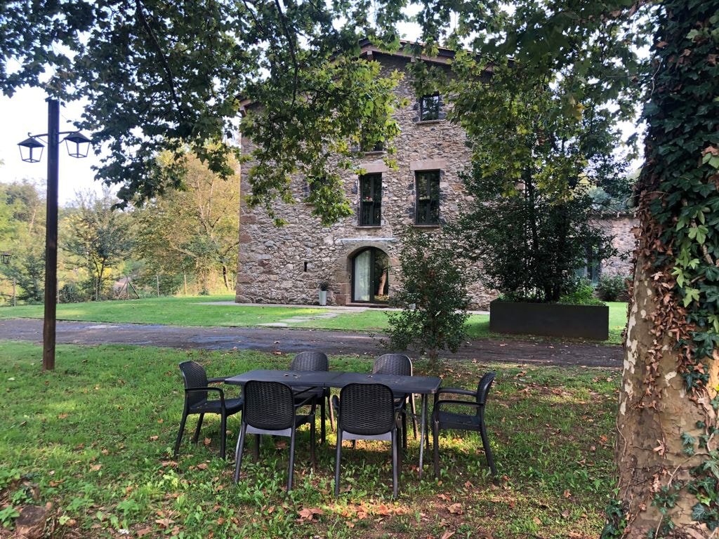 Villa / Casa rural grande, provincia de Girona gallery image 5