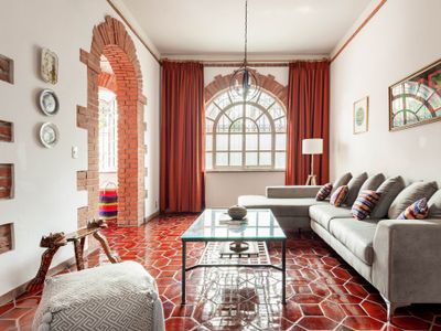 Casa Colonial con jardín en el Centro de Coyoacán