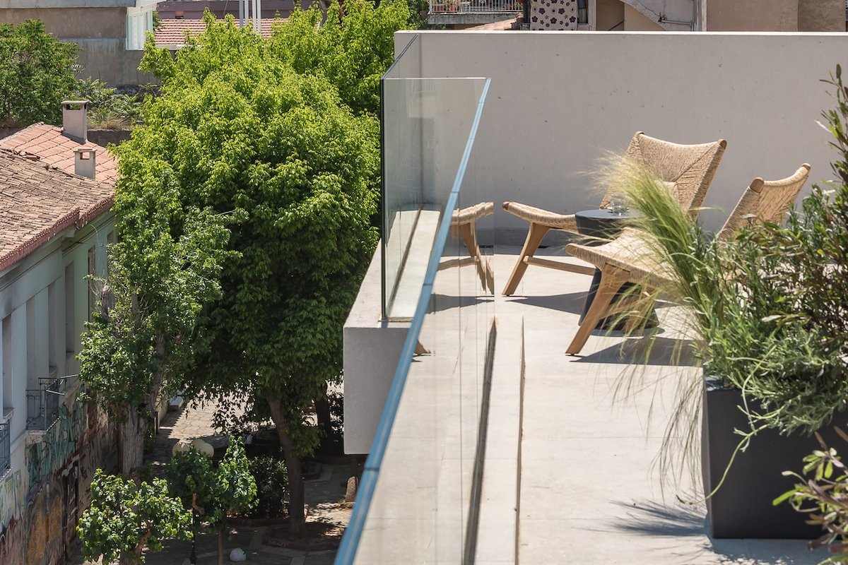 Ceramian-Building of 8 apart gallery image 4