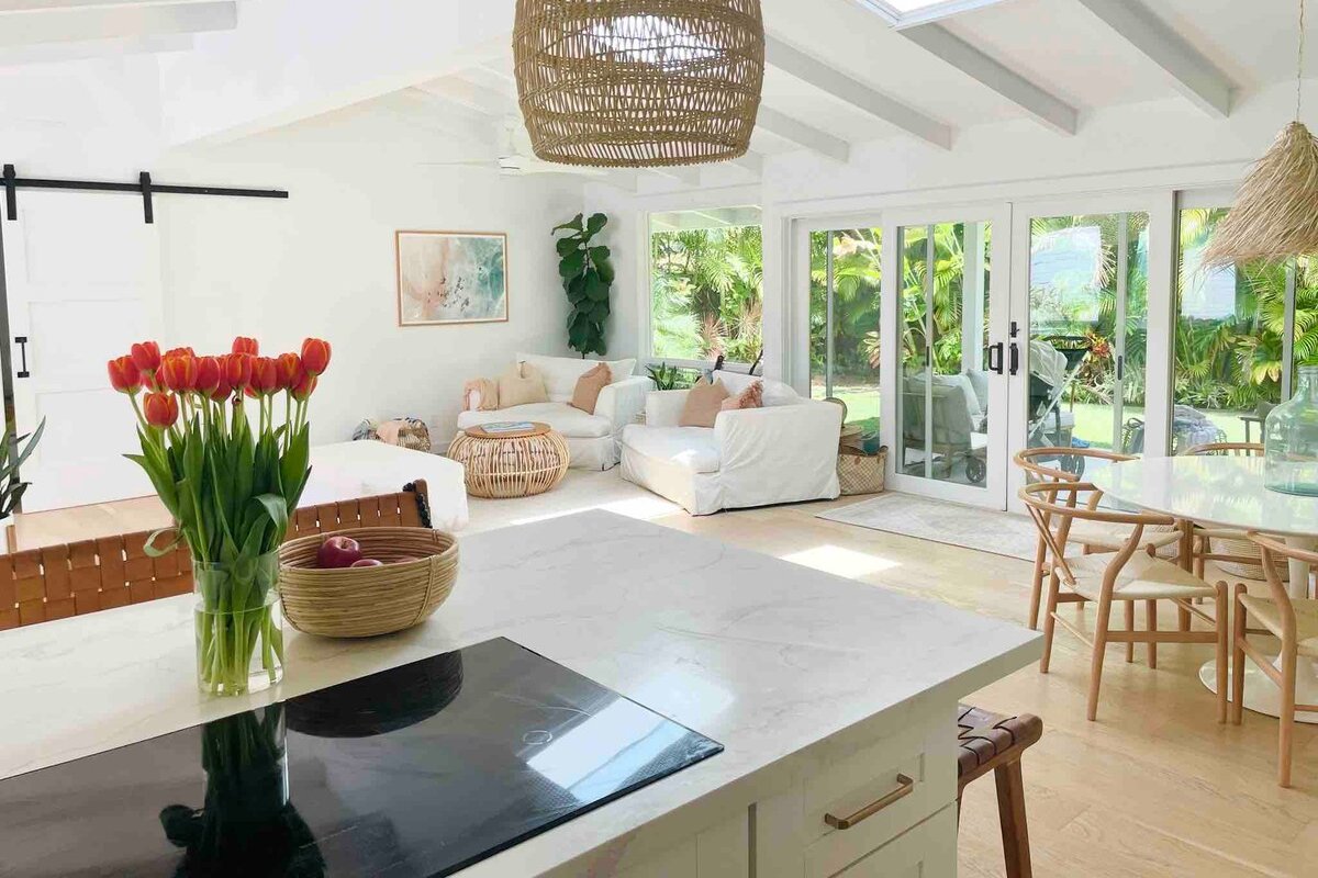 Beautiful Kailua Home – 1 House From Beach! gallery image 5
