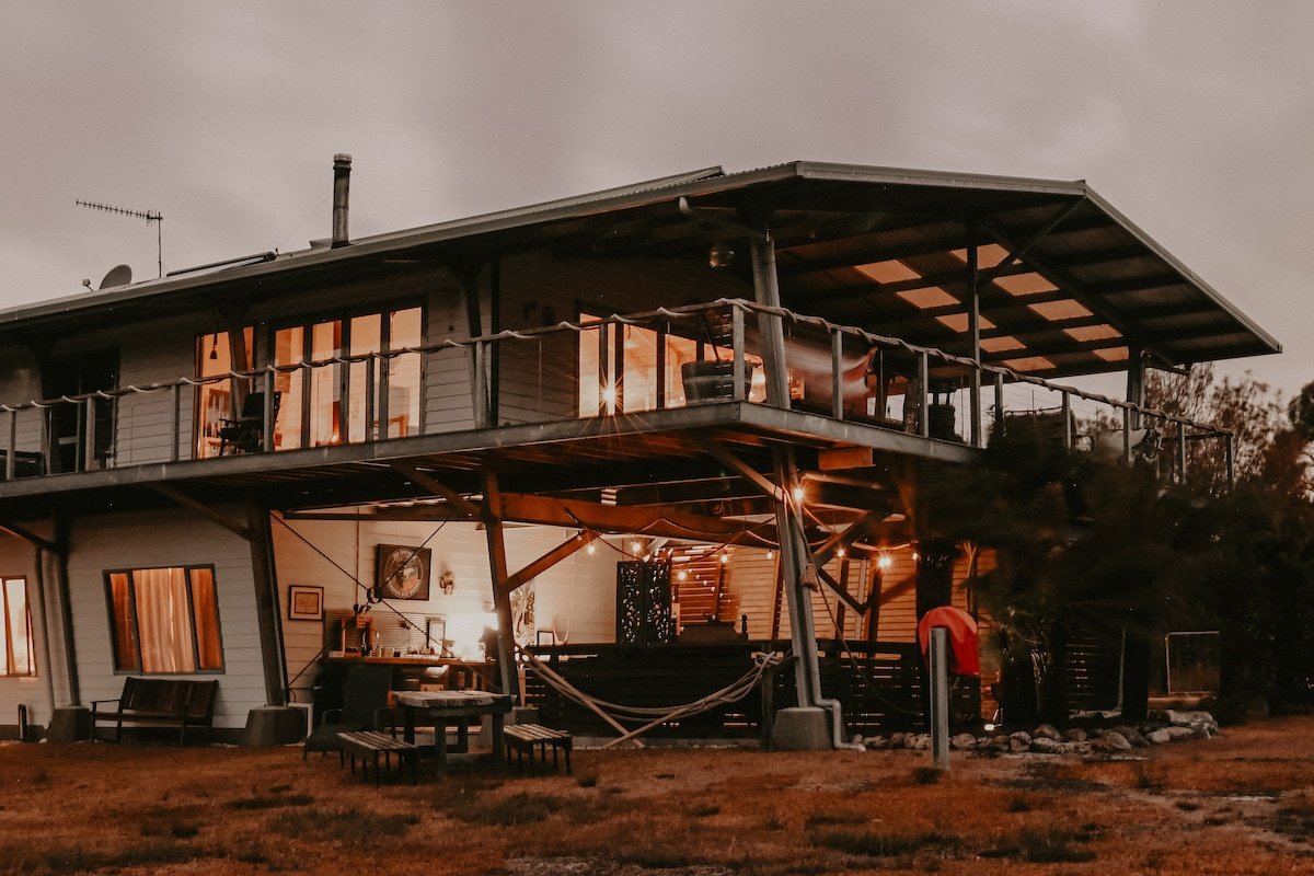 The Ship – Bay of Fires. Friends and family option gallery image 3