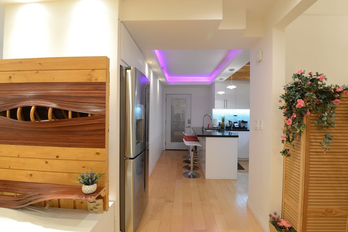 LUXURY HOUSE+POOL in West LA/Santa Monica gallery image 4