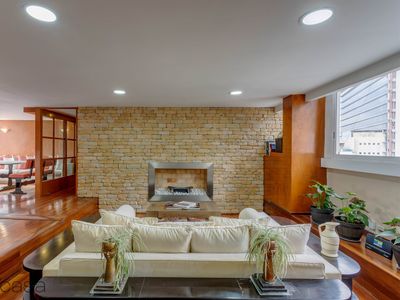 Exclusive PH w/ Jacuzzi in Polanco’s Hearth