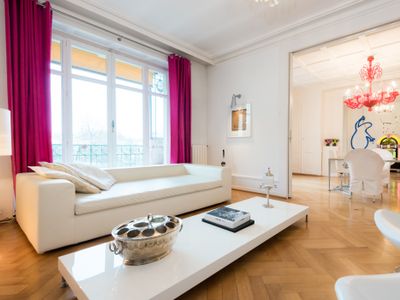 Entire Beautiful Apm’t in central Geneva (200 sqm)
