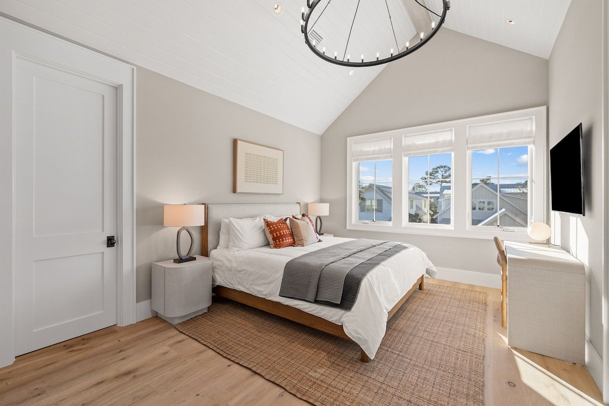 WaterColor w Private Pool, LSV & 4 Bikes! NEW! gallery image 2