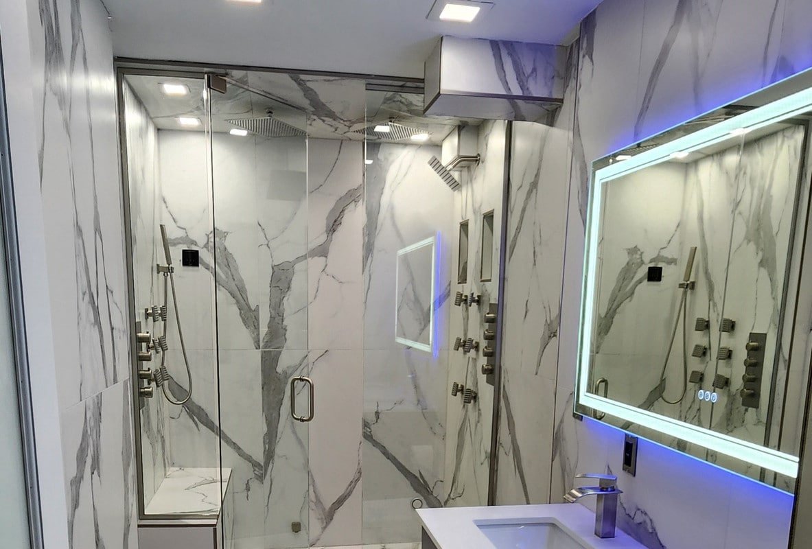 *16 Shower Head Steam shower! Insane mtn. views! gallery image 4