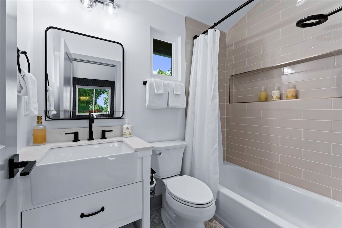 Elysian Shores gallery image 2