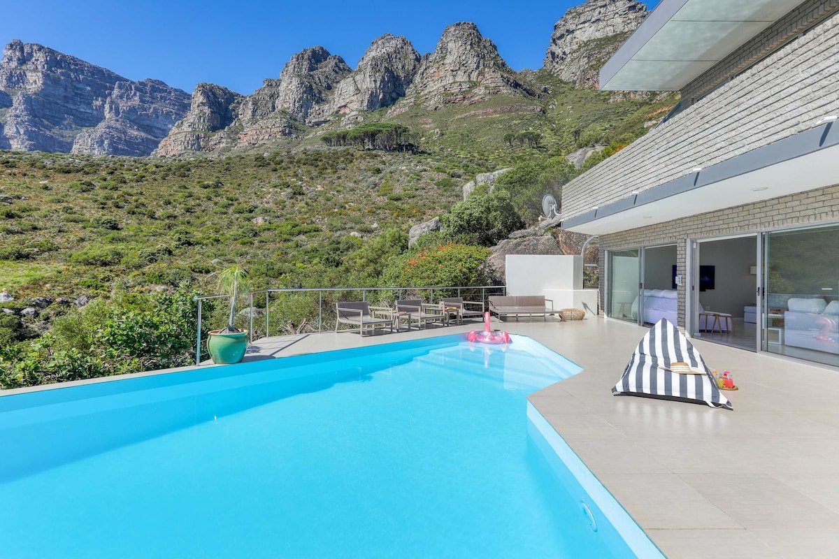 Callisto Camps Bay – Villa with Pool & Ocean Views gallery image 3