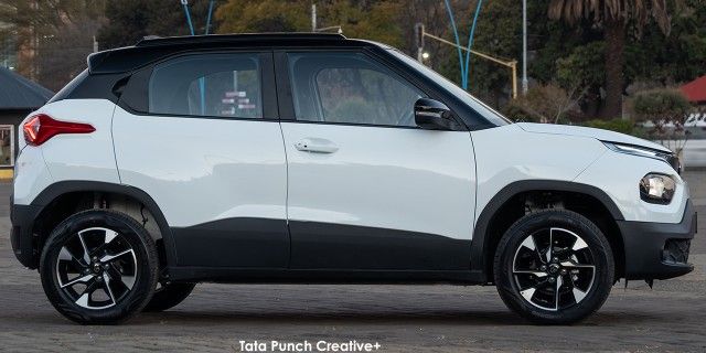 TATA PUNCH 1.2 CREATIVE+ AMT - 3 