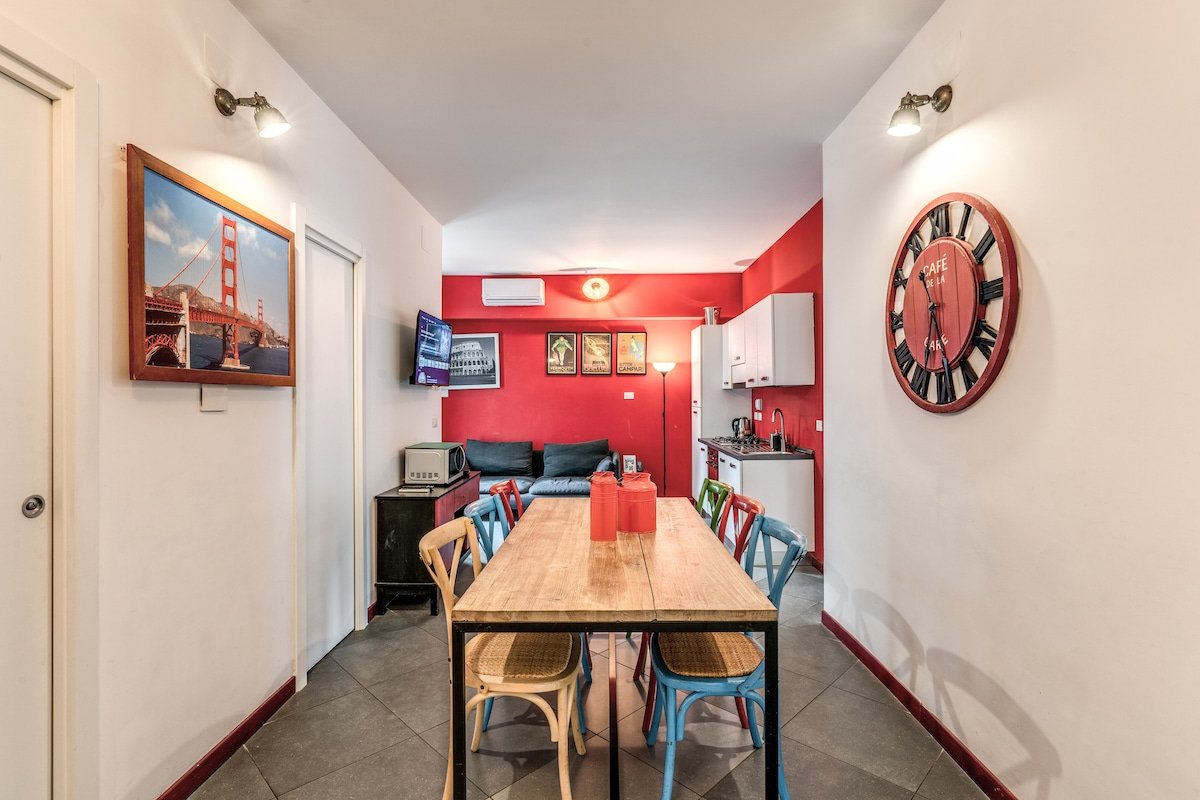 Cozy Apartment Fabia 300 mt from Colosseum gallery image 3