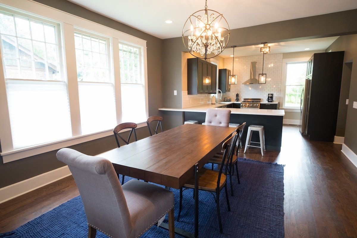 12 South Perfect for Big Groups Downtown Broadway gallery image 3