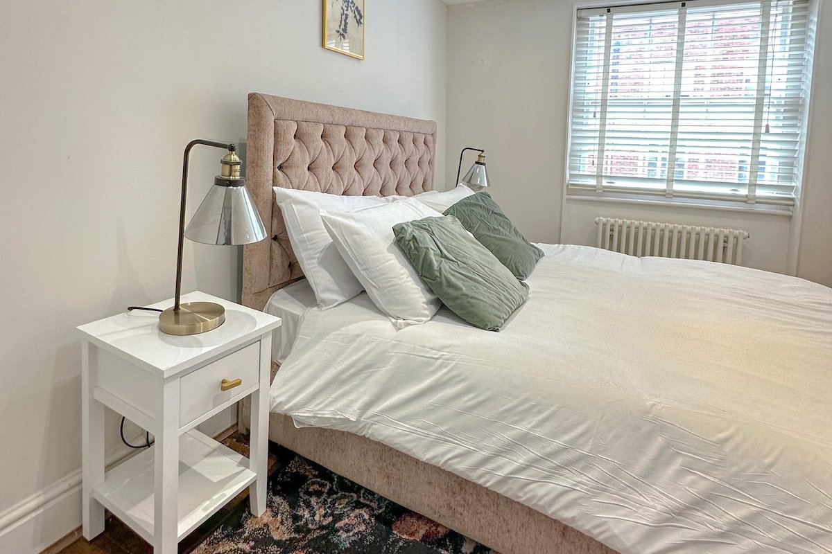 Spacious 5 bedroom apt Bloomsbury – Russel Square gallery image 5