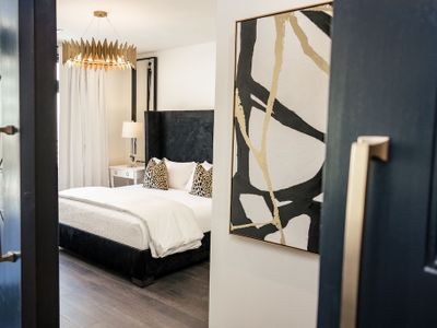 Bold Penthouse in New Orleans