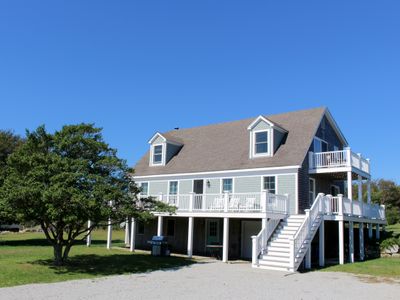 Clean & Newly Renovated 4BR w/Hot tub & AC ❂