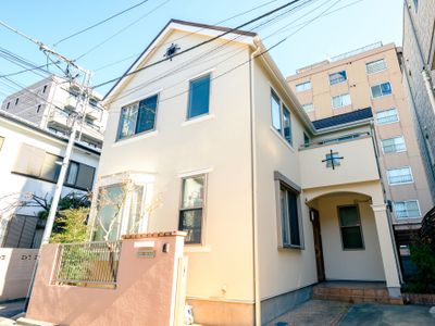 Haresora Mukojima Ikken House