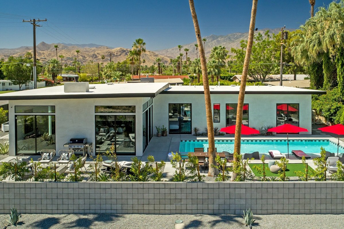 5 Palms Estate • Pool, Spa, 6 Suites • PalmsAtPark