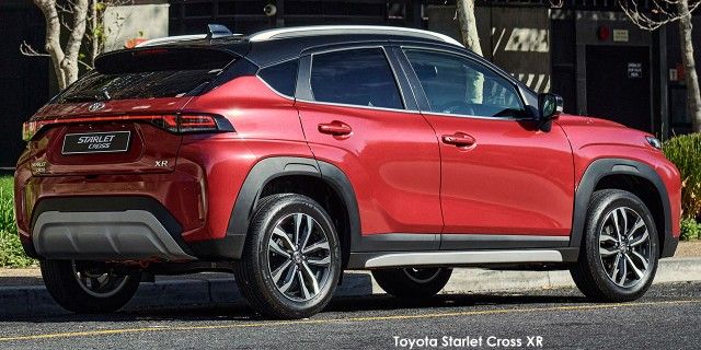TOYOTA STARLET CROSS 1.5Xs A/T - 11 