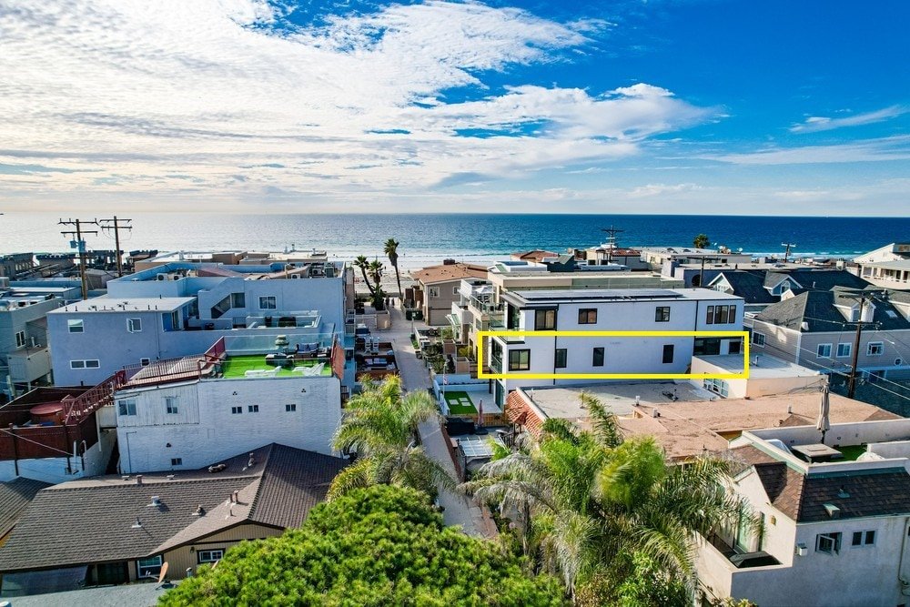 OCEAN VIEW – 1 block to the beach gallery image 5