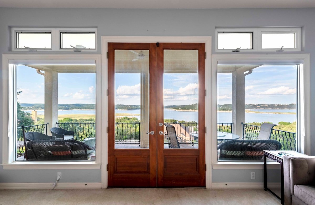 Lux Sun Rise Lakehouse | Views | Hot Tub | Theater gallery image 3