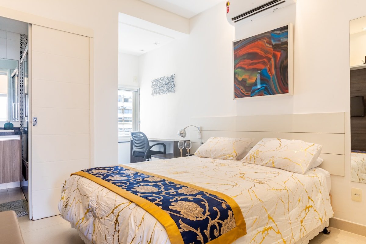 Luxuoso apartamento dois blocos da praia gallery image 4