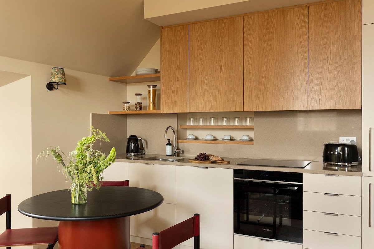 65 Harley Street (Apartment 10) gallery image 3