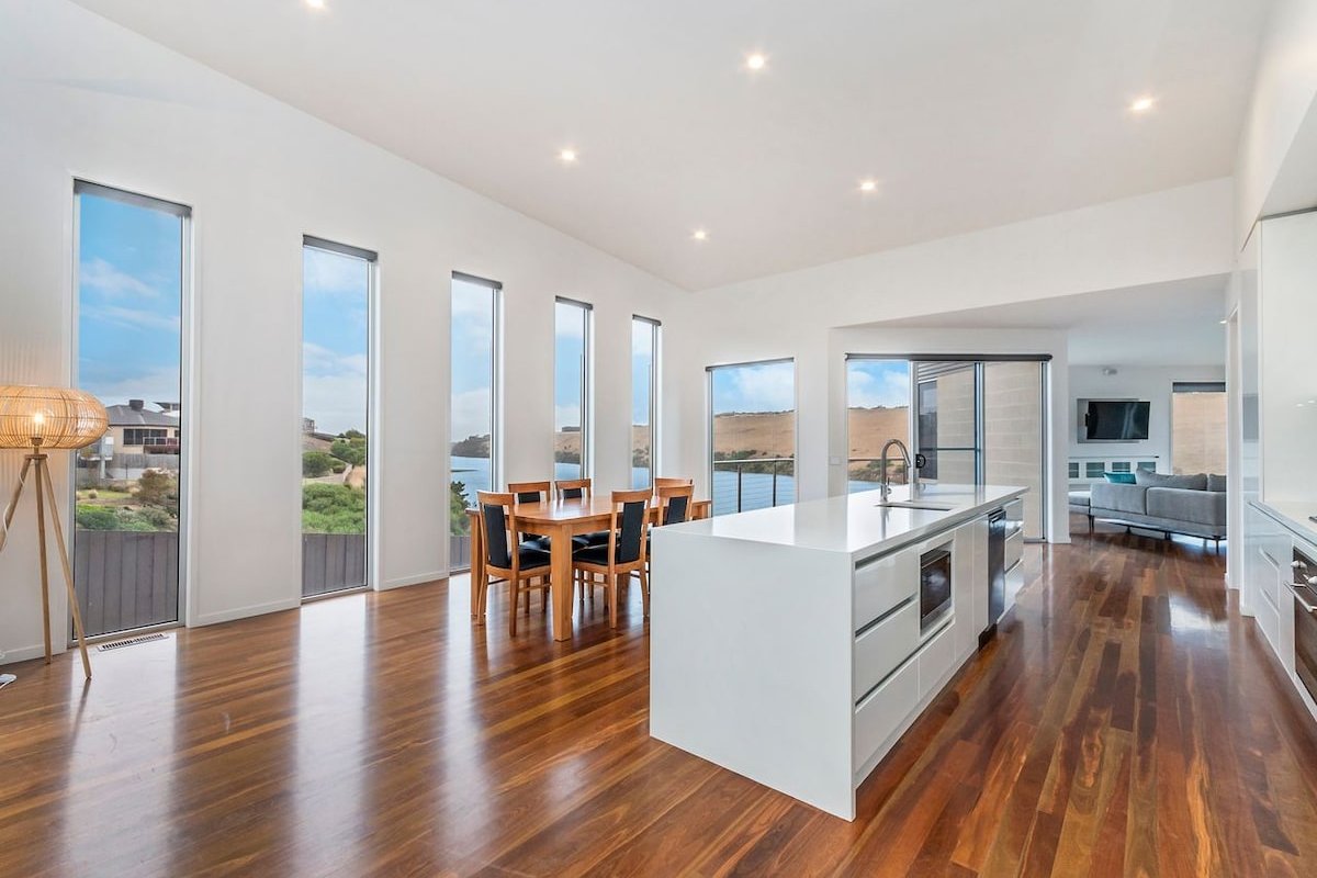 River Reveal gallery image 4