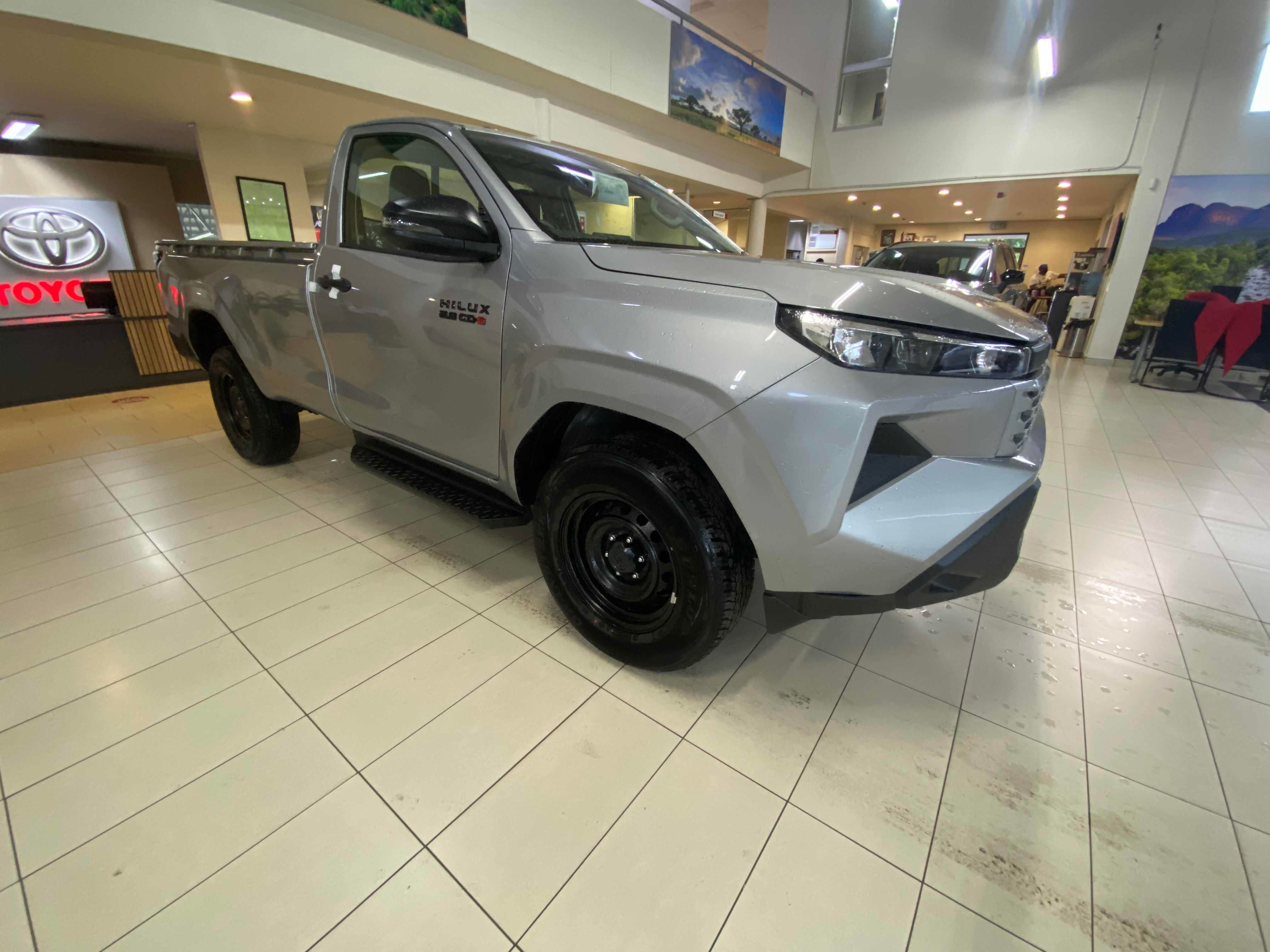 TOYOTA HILUX 2.8 GD-6 RB SRX A T P U S C for Sale in South Africa