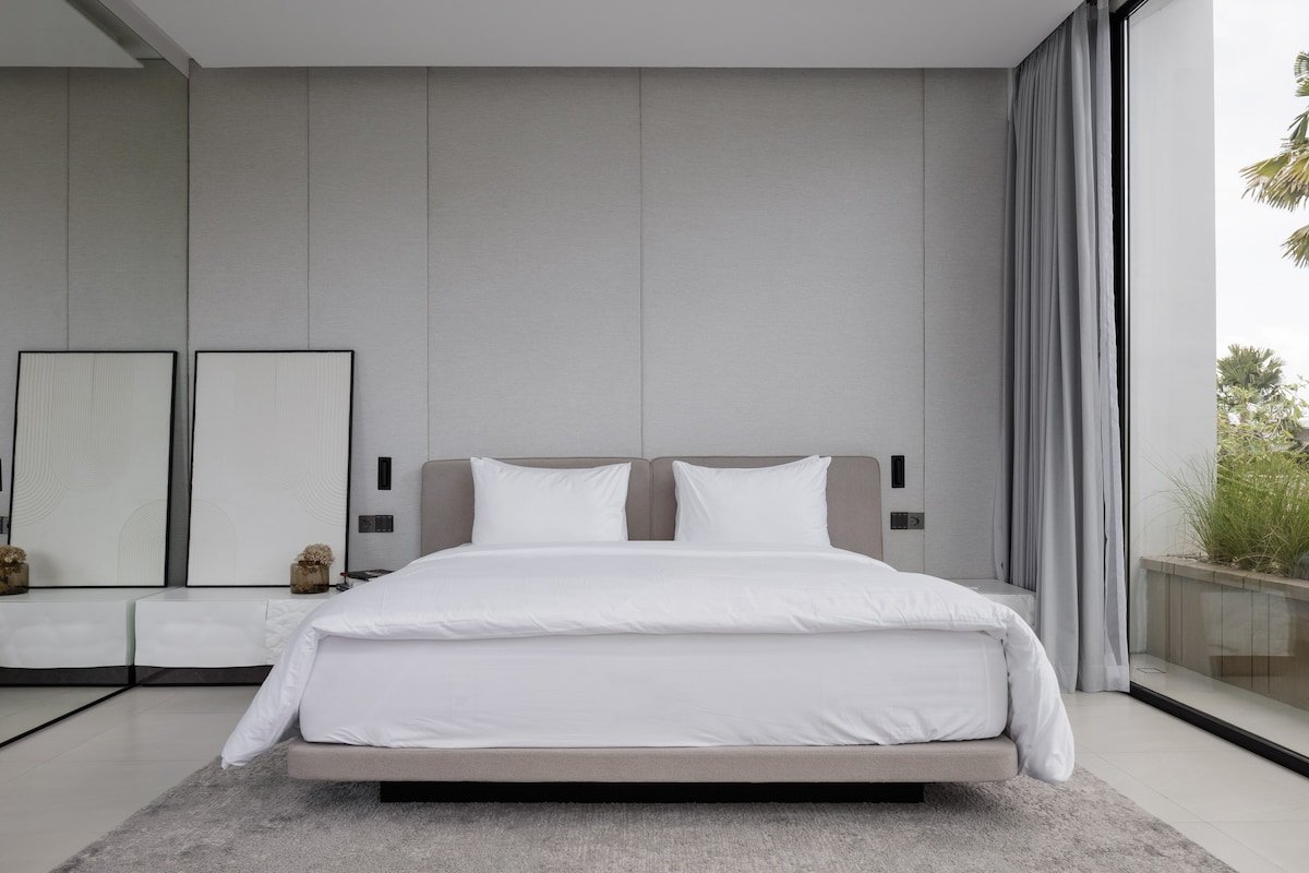 NEW! Luxe designer villa Canggu /with Sauna/ N6 gallery image 3