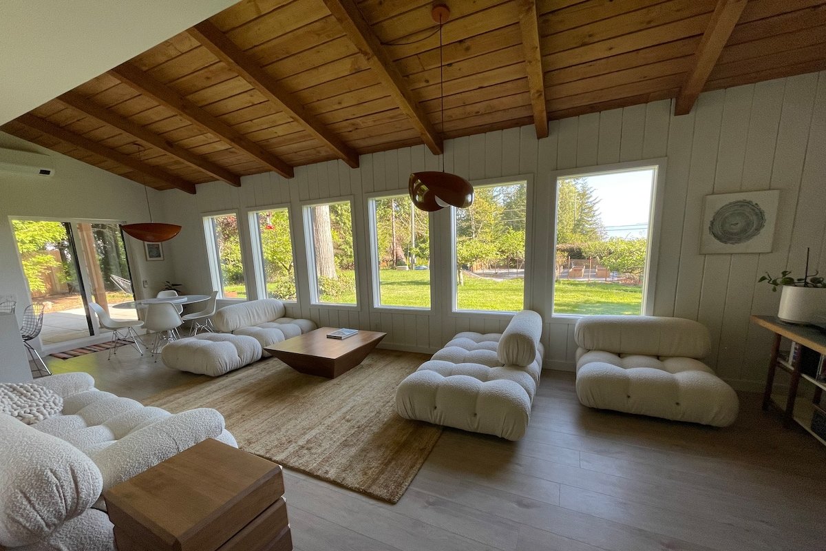 “La Finca” | Home in Shirley gallery image 3