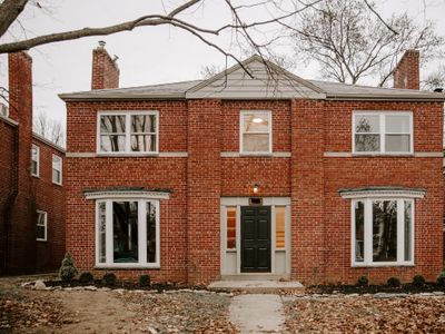 Entire Grandview Quad w/ Hot Tub