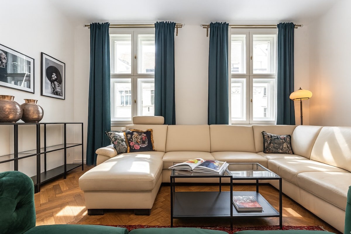 Prestige Retreat by Pařížská – Břehová gallery image 4