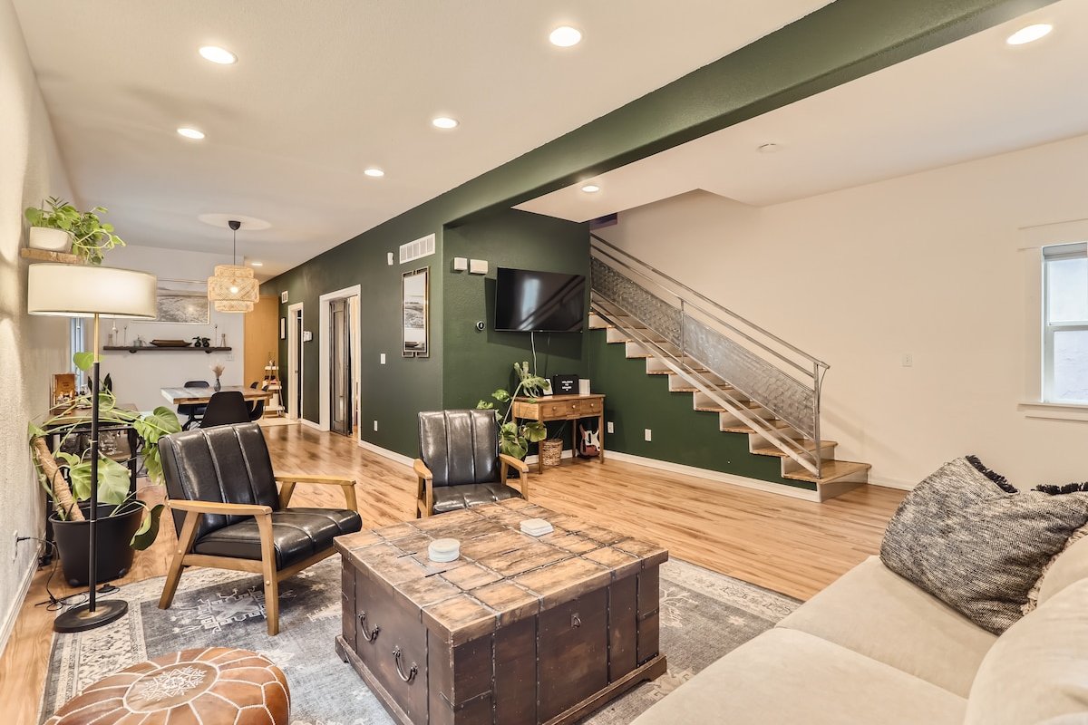 RINO I Five Points I Downtown I Freshly Remodeled gallery image 3