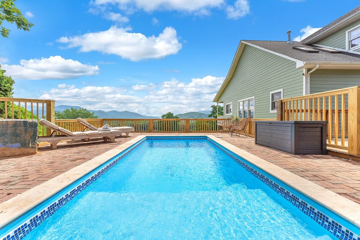 Asheville 7/4 Mansion, Views, Pool, Spa, Gameroom gallery image 5