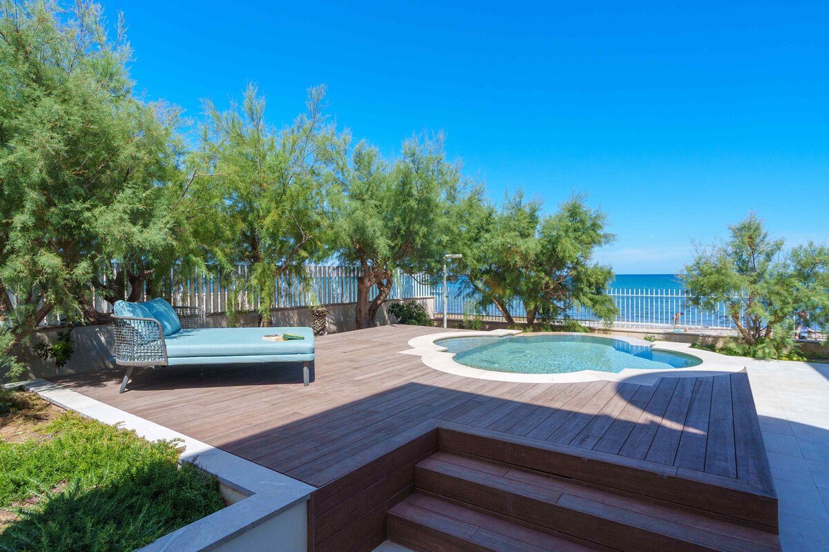 Beach Nest Villa gallery image 3