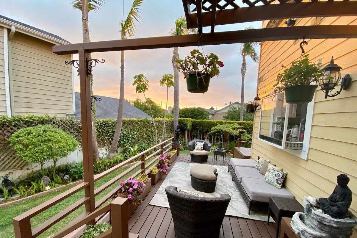 Large Luxurious LA House Central Location gallery image 2