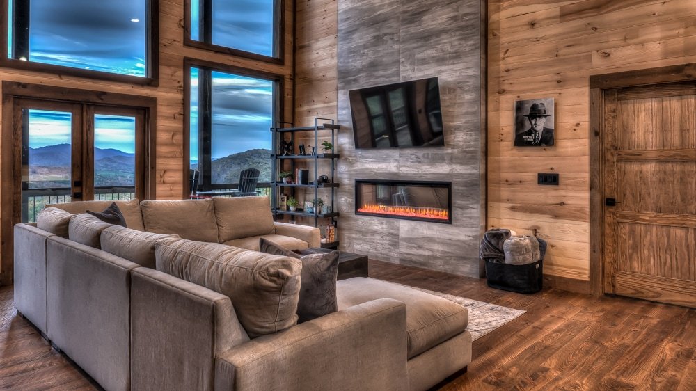 Old Chicago- Al Capone Theme, Pets OK, Mtn Views! gallery image 3