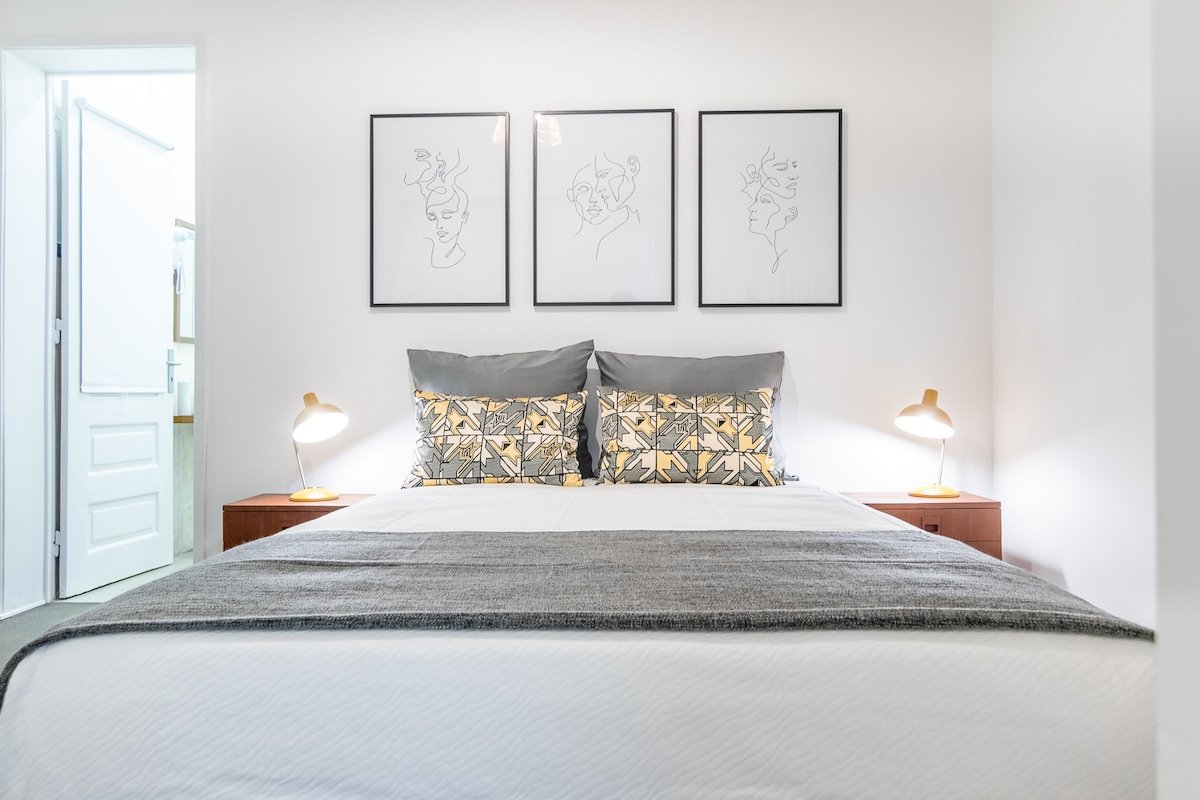 Stylish apartment with exclusive 80sqm terrace gallery image 5