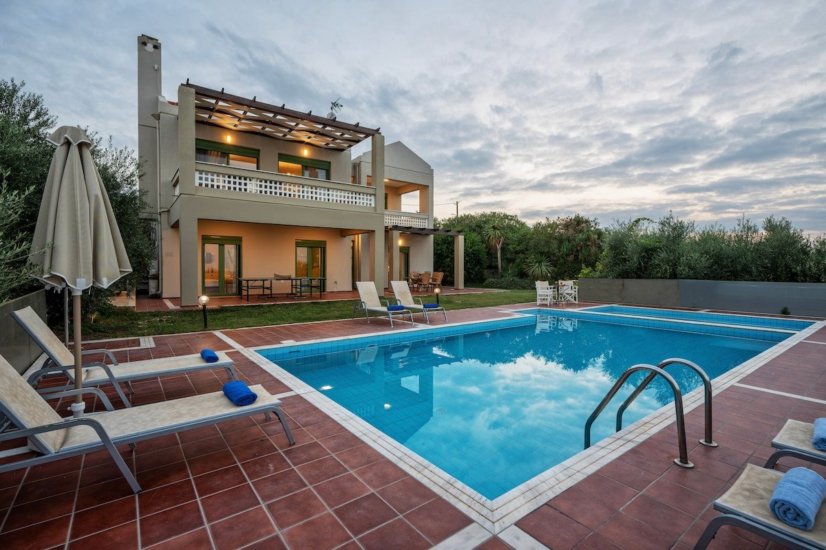 Villa Panorama – With 60m Private Pool gallery image 4
