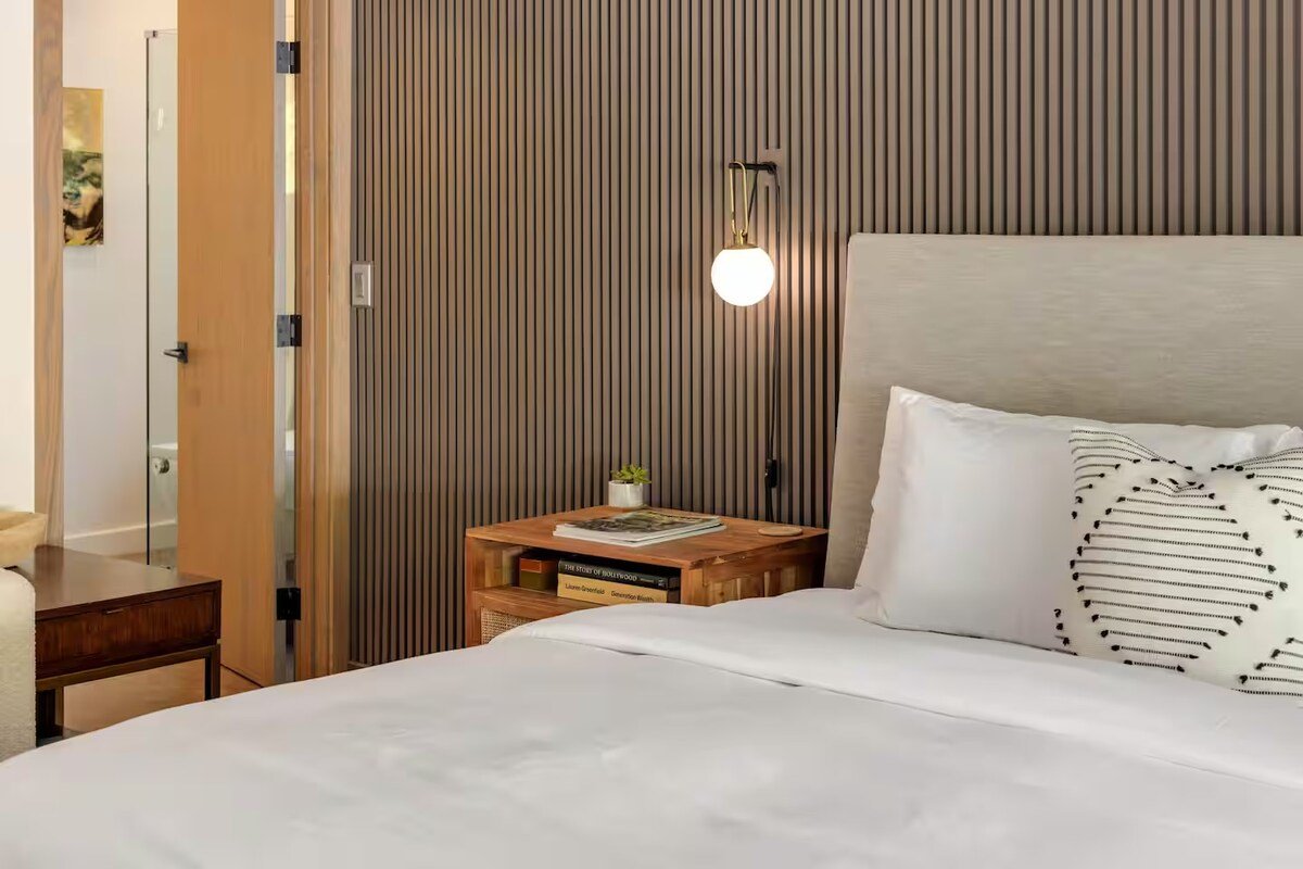 Hollywood Hills Villa by Universal-Pool-Dogs OK gallery image 3