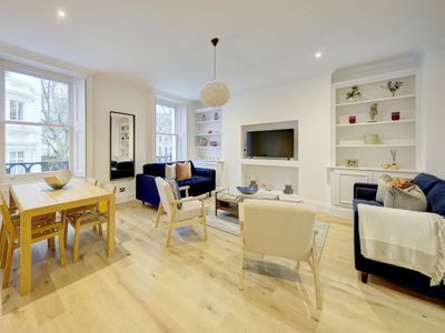 Stunning Hyde Park Apartment